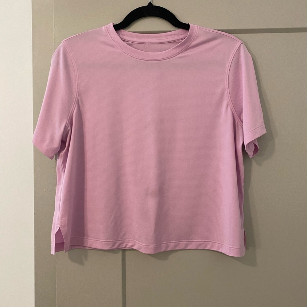 Lululemon Womens Ultralight Waist Length T-Shirt